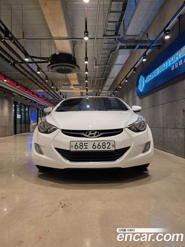 Hyundai AVANTE M16 GDI Premier — пробег 170 000 км — фото 1 из 5