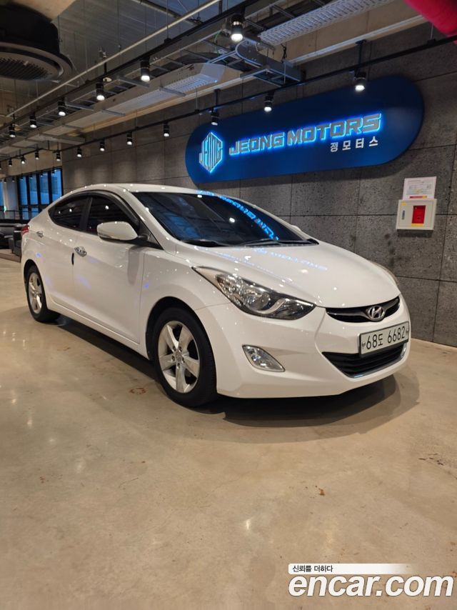 Hyundai AVANTE M16 GDI Premier — пробег 170 000 км — фото 3 из 5