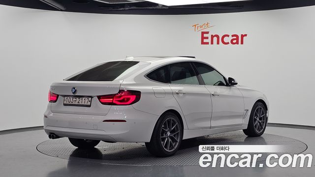 BMW Gran Turismo GT 320d Premium — пробег 130 634 км — фото 2 из 5