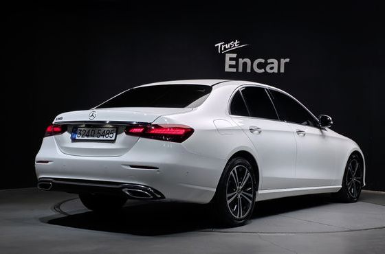Mercedes-Benz E-Class E250 Avantgarde — пробег 103 591 км — фото 2 из 5