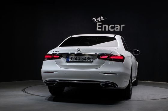 Mercedes-Benz E-Class E250 Avantgarde — пробег 103 591 км — фото 4 из 5