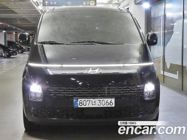 Hyundai Staria Cargo 5-Seater Modern — пробег 28 397 км — фото 2 из 5