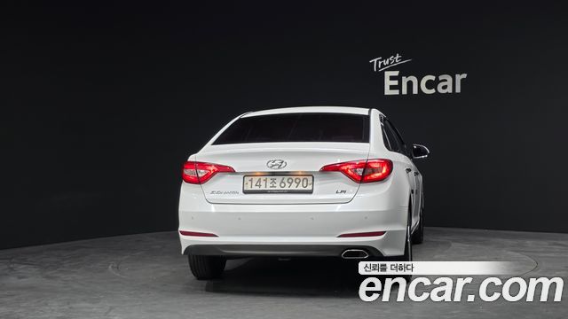 Hyundai Sonata LPI Modern — пробег 167 811 км — фото 4 из 5