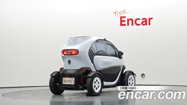 Renault (Samsung) Twizy Life(2-Seater) — пробег 29 387 км — фото 2 из 5