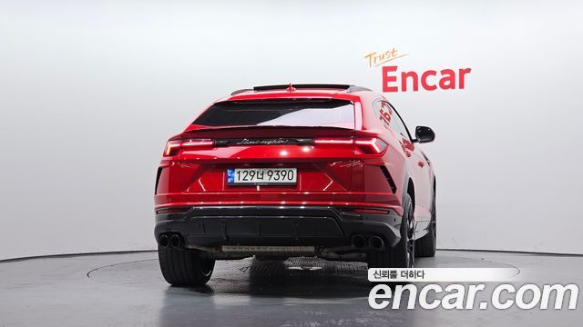 Lamborghini Urus 4.0 V8 — пробег 22 929 км — фото 4 из 5
