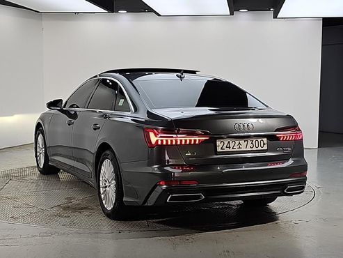 Audi A6 45 TFSI Quattro Premium — пробег 193 311 км — фото 3 из 5