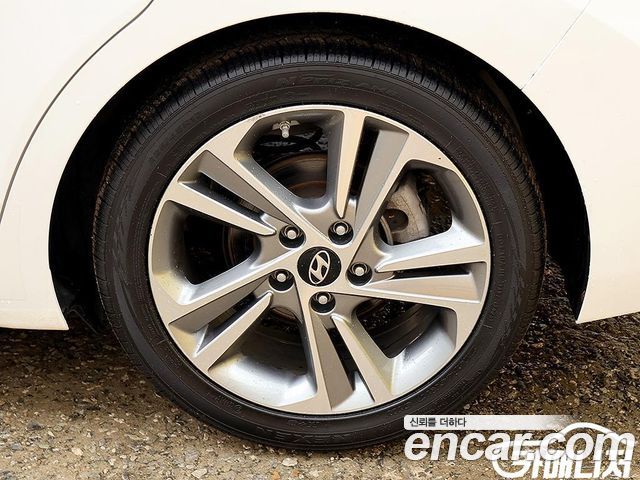 Hyundai AVANTE 1.6 GDI Value Plus — пробег 83 376 км — фото 5 из 5
