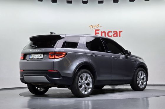 Land Rover Discovery Sport P250 SE — пробег 57 079 км — фото 2 из 5