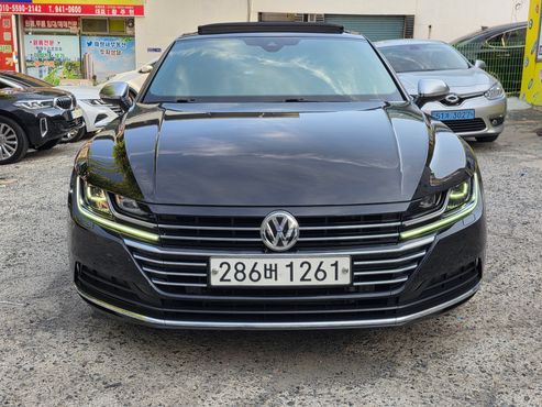 Volkswagen Arteon 2.0 TDI Premium — пробег 162 760 км — фото 1 из 5