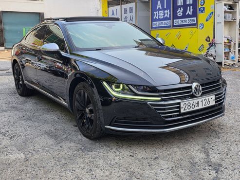 Volkswagen Arteon 2.0 TDI Premium — пробег 162 760 км — фото 3 из 5