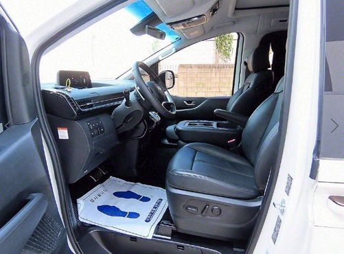 Hyundai Staria 4WD Camper Prestige Camper 11Seater — пробег 68 218 км — фото 5 из 5