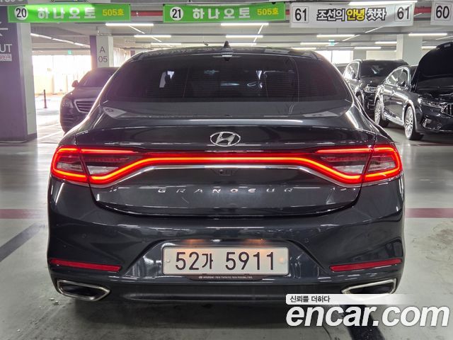Hyundai Grandeur 2.4 Premium — пробег 130 900 км — фото 5 из 5