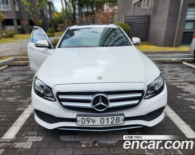Mercedes-Benz E-Class E220d Avantgarde — пробег 116 000 км — фото 3 из 5