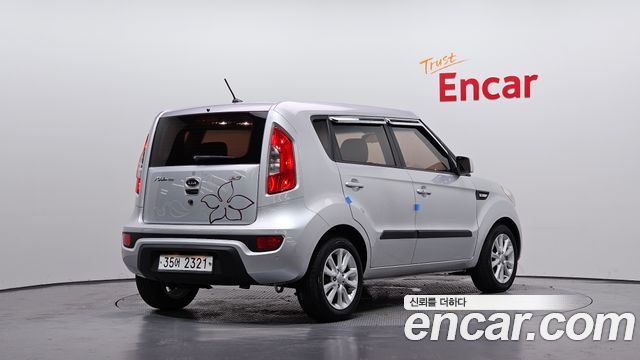Kia Soul 1.6 GDI Luxury Standard — пробег 73 687 км — фото 2 из 5