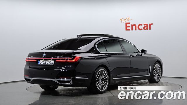 BMW 7-Series 730Ld xDrive Design Pure Excellence — пробег 114 645 км — фото 2 из 5