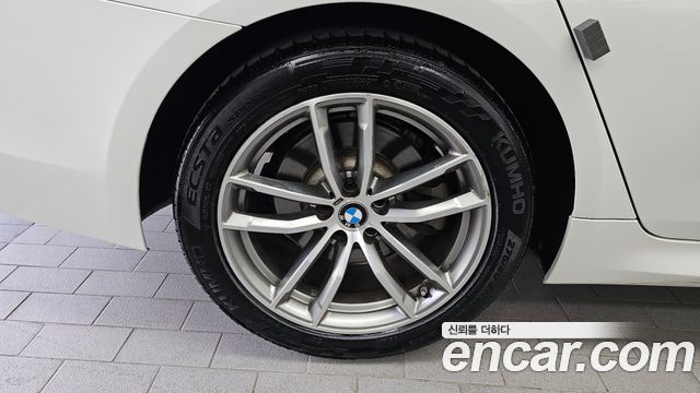 BMW 5-Series 520d M Sport Package Plus — пробег 184 478 км — фото 5 из 5
