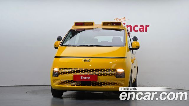 Hyundai Staria 2WD Kinder Safety Car 11-Seater — пробег 37 420 км — фото 3 из 5