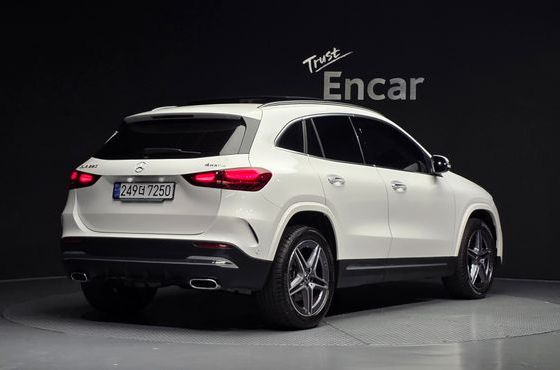 Mercedes-Benz GLA-Class GLA250 4MATIC — пробег 14 474 км — фото 2 из 5