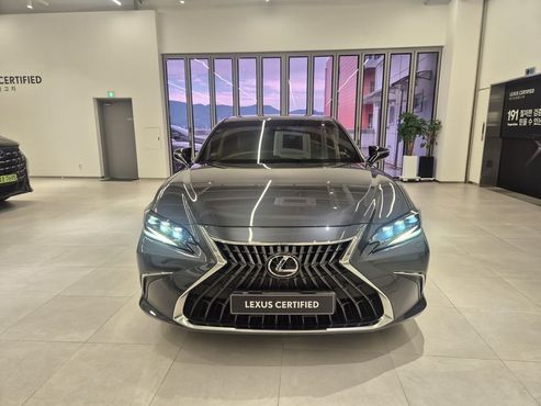 Lexus ES Executive — пробег 76 048 км — фото 3 из 5