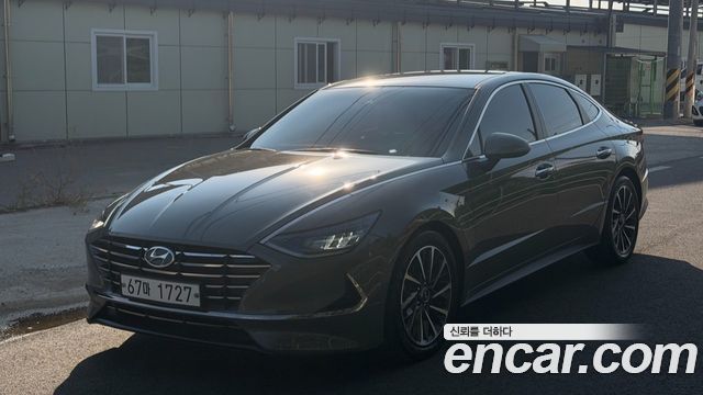 Hyundai Sonata 2.0 LPG Premium — пробег 126 711 км — фото 1 из 5