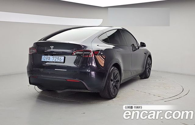 Tesla Model Y RWD — пробег 37 595 км — фото 2 из 5
