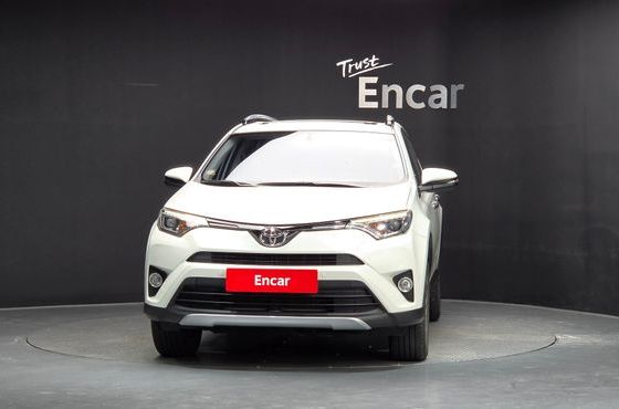 Toyota RAV4 2.5 2WD 4th — пробег 68 306 км — фото 3 из 5