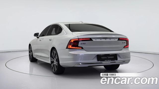 Volvo S90 B6 AWD Ultimate Bright — пробег 28 904 км — фото 4 из 5