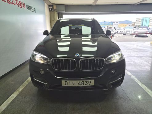 BMW X5 xDrive 30d — пробег 184 513 км — фото 3 из 5