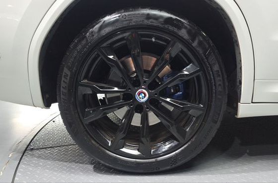 BMW X3 xDrive M40i — пробег 32 486 км — фото 5 из 5