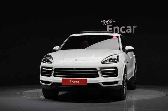 Porsche Cayenne 3.0 — пробег 66 179 км — фото 3 из 5