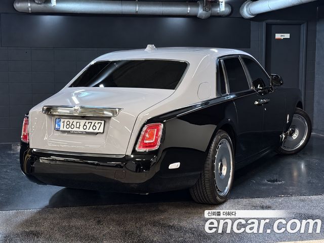 Rolls-Royce Phantom 6.7 V12 — пробег 3 247 км — фото 4 из 5