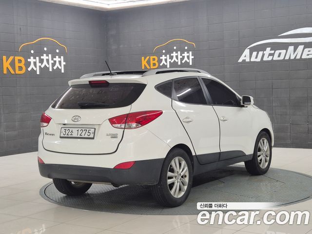 Hyundai Tucson Diesel 2WD LX20 Luxury — пробег 230 400 км — фото 4 из 5