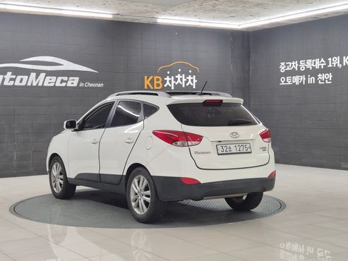 Hyundai Tucson Diesel 2WD LX20 Luxury — пробег 230 400 км — фото 5 из 5