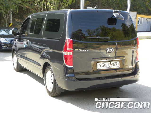 Hyundai Starex Van 5-Seater Smart — пробег 69 912 км — фото 4 из 5