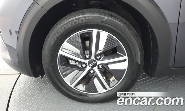 Kia Niro 1.6 HEV Prestige — пробег 64 592 км — фото 5 из 5