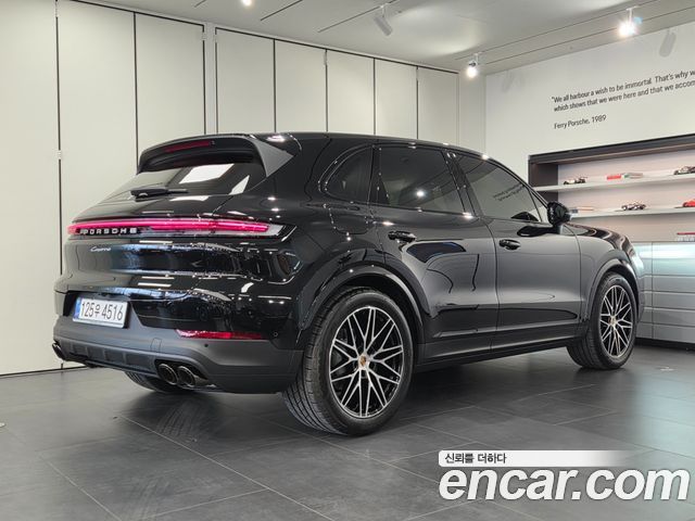 Porsche Cayenne 3.0 — пробег 1 097 км — фото 2 из 5