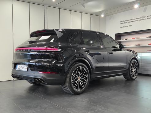 Porsche Cayenne 3.0 — пробег 1 097 км — фото 2 из 5