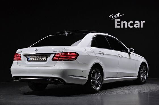 Mercedes-Benz E-Class E250 BlueTec 4MATIC AV — пробег 318 456 км — фото 2 из 5
