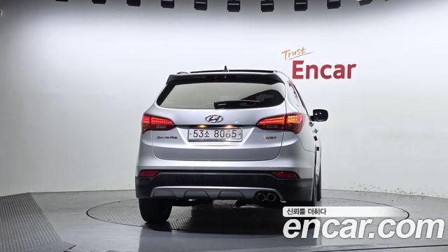Hyundai Santafe Diesel(e-VGT) 2.0 2WD Exclusive — пробег 139 557 км — фото 4 из 5