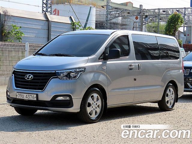 Hyundai Starex Wagon 12-Seater Smart — пробег 86 900 км — фото 1 из 5