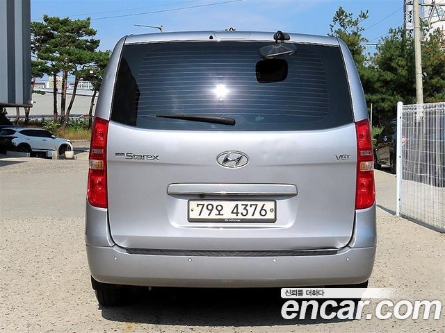 Hyundai Starex Wagon 12-Seater Smart — пробег 86 900 км — фото 4 из 5