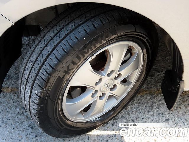 Hyundai Starex Wagon 12-Seater Smart — пробег 86 900 км — фото 5 из 5