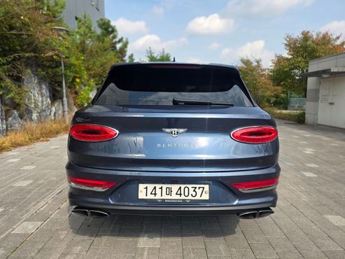 Bentley Bentayga 4.0 V8 Azure — пробег 24 308 км — фото 5 из 5