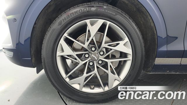 Genesis GV70 из Кореи Encar
