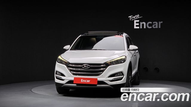 Hyundai Tucson Diesel 2.0 2WD Premium — пробег 127 565 км — фото 3 из 5