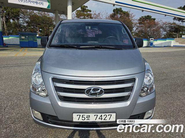 Hyundai Starex 12-Seater Wagon Smart — пробег 151 791 км — фото 1 из 5