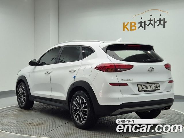 Hyundai Tucson Diesel 2.0 2WD Premium — пробег 101 000 км — фото 3 из 5