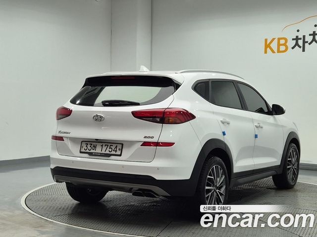 Hyundai Tucson Diesel 2.0 2WD Premium — пробег 101 000 км — фото 4 из 5