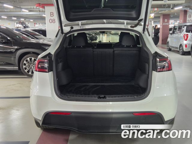Tesla Model Y Long Range AWD — пробег 90 157 км — фото 5 из 5