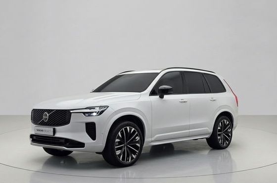 Volvo XC90 B6 Ultra Bright — пробег 2 625 км — фото 1 из 5